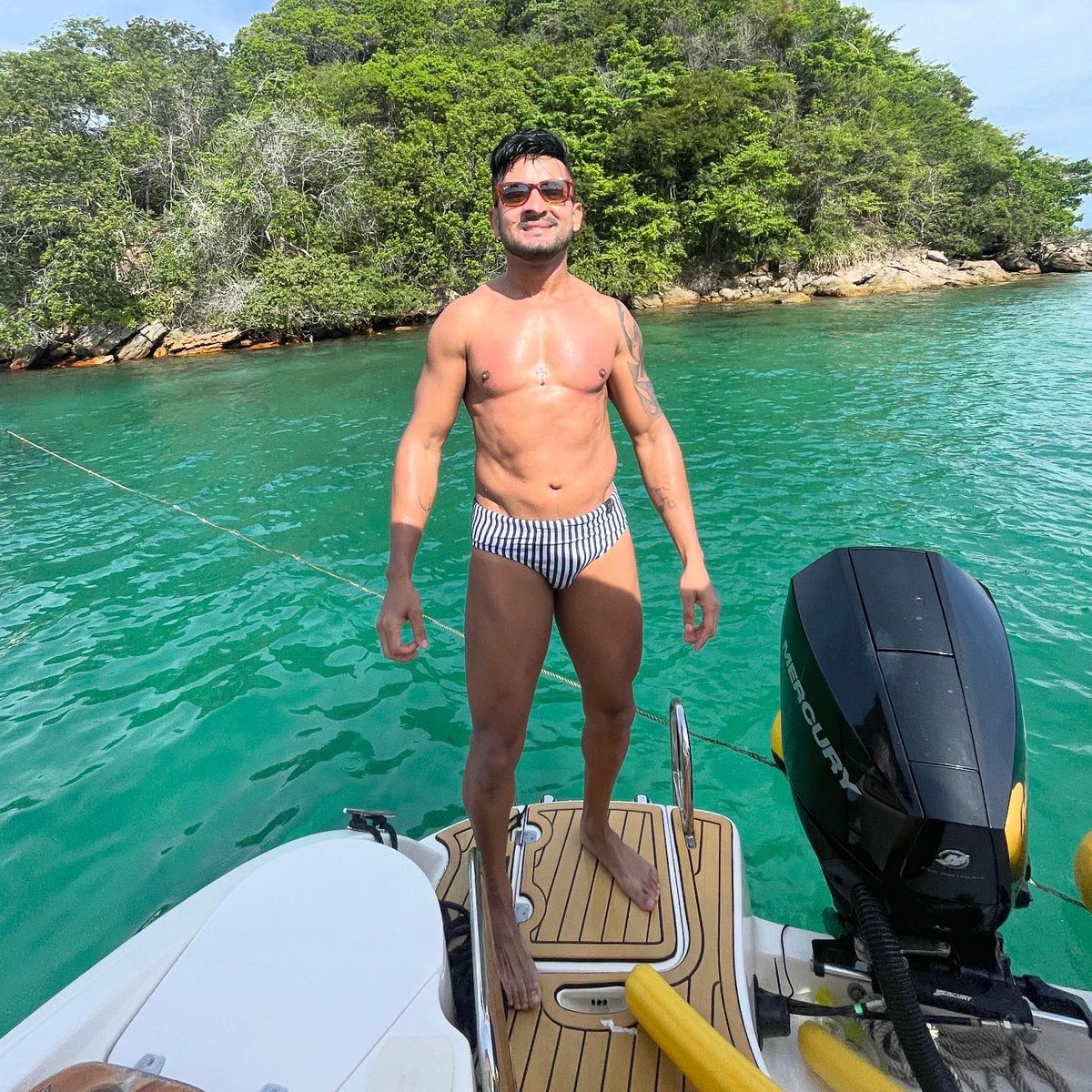 NettoMessias's tweet photo. #angrasualinda 🏝️ ☀️ 😎 https://t.co/E7ACZ7rQkm