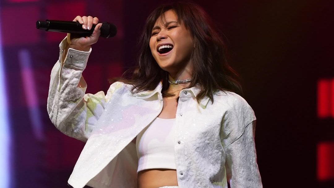 not sarah | slow tweet media