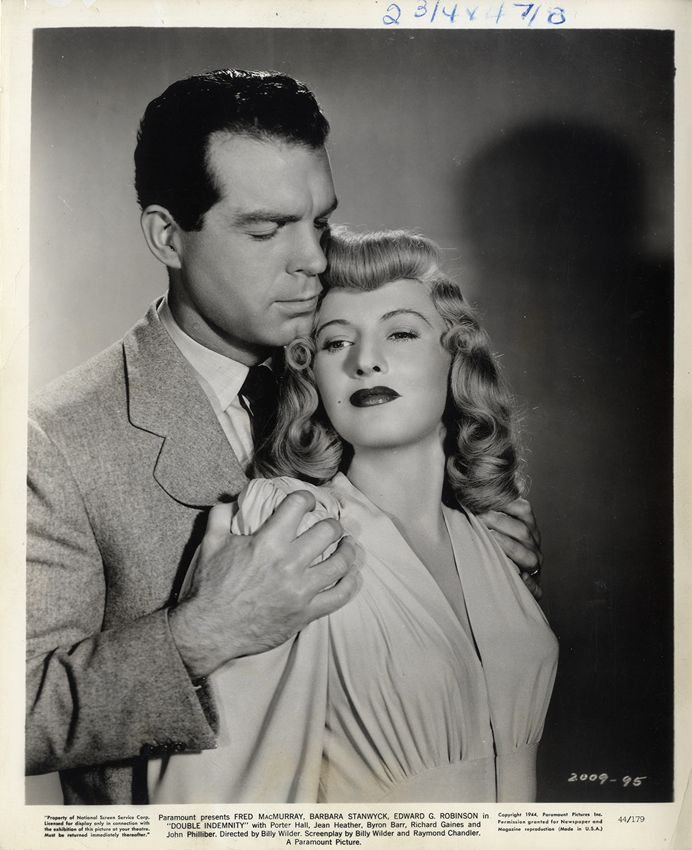 CineConTertulia's tweet photo. En 1944 Barbara Stanwyck era la actriz mejor pagada de Hollywood. Por eso dudó al aceptar el papel de femme fatale en PERDICIÓN.
Ven a verla el lunes 19 mayo (19:30h., @CineEmbajadores Río, C/ Ercilla 53). Y después, coloquio con @juanwakamatsu.
Entradas: https://t.co/fxJcTH8MP3 https://t.co/MZpWkG7cTe