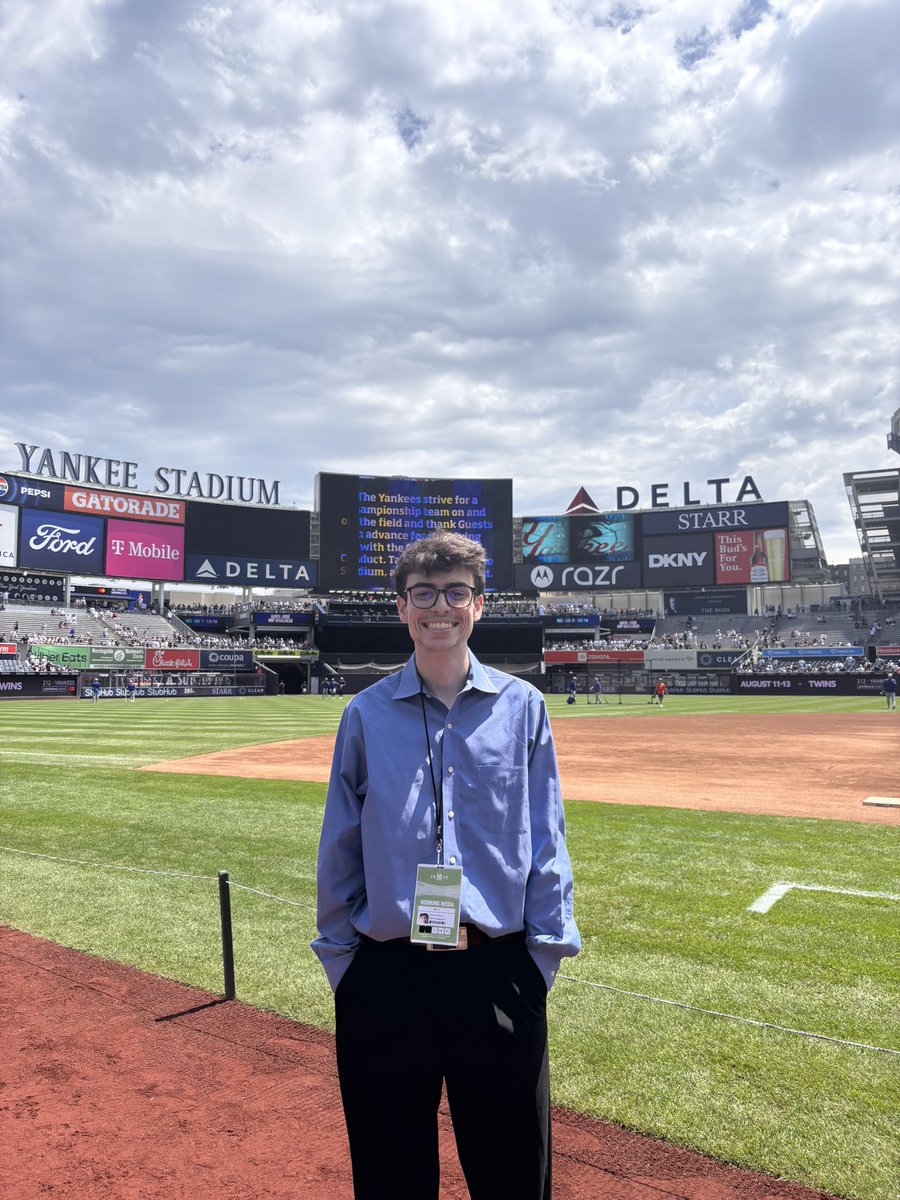 CCarrinoReport's tweet image. Absolutely thrilled to be here at @yankeestadium for this 2025 installment of the #SubwaySeries with @wfuvsports and @gracemccarron_ . Be sure to follow both of us for all New York Baseball news on both sides of the city, all afternoon long.