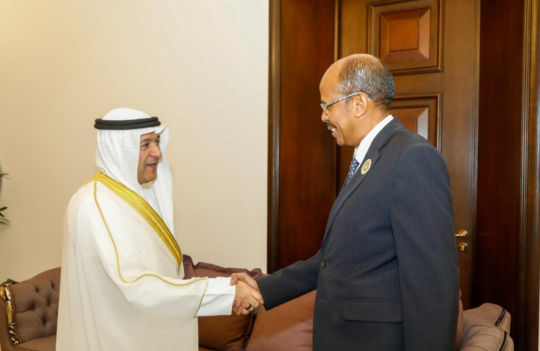 _AfricanUnion's tweet photo. H.E. Chairperson of the Commission H.E. @ymahmoudali held a fruitful discussion with H.E. Mr. Jasem Mohamed AlBudaiwi, Secretary General of the #GCC on the margins of the 34th Ordinary Summit of the League of Arab States in Baghdad this afternoon. The discussion marked a new phase of collaboration between the African Union and the GCC, with both sides committed to advancing shared priorities in peace, security, and regional stability.

Read @ https://t.co/ZjePpG7j0J