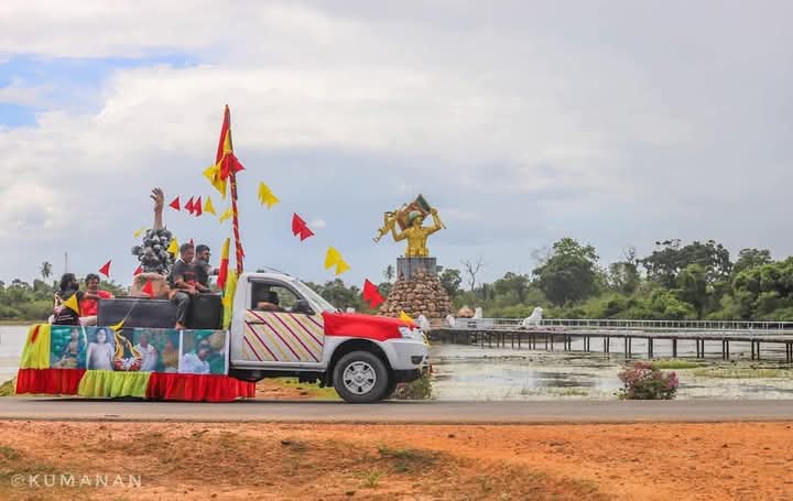 இரண்டு தேசங்கள்
   இரண்டு தேசியங்கள்
        இருவேறு உணர்வுகள்....

#மே18 #தமிழினப்படுகொலை 
#may18 #tamilgenocide