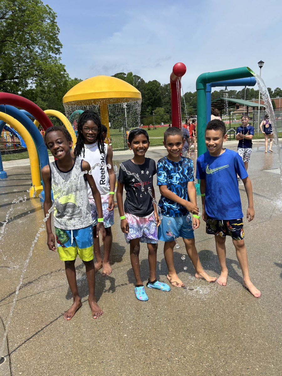 What a Fantastic Friday with loads of fun and excitement as our Hornets cashed in their PBIS points for a visit to the Splash Pad! Our Hornets are respectful, responsible, and safe! #HamptonProud #Winningforkids <a href="/HES_HCS/">Hampton Elementary School</a> <a href="/michellewil2/">Michelle Williams</a> <a href="/mrsj_cohen/">Mrs. Janae' Cohen, Ed. S.</a> <a href="/missasu98/">Joycelyn Jackson</a>