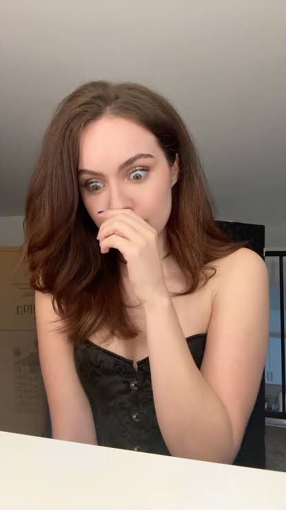 guyiamrandom's tweet image. What’s happening 👀