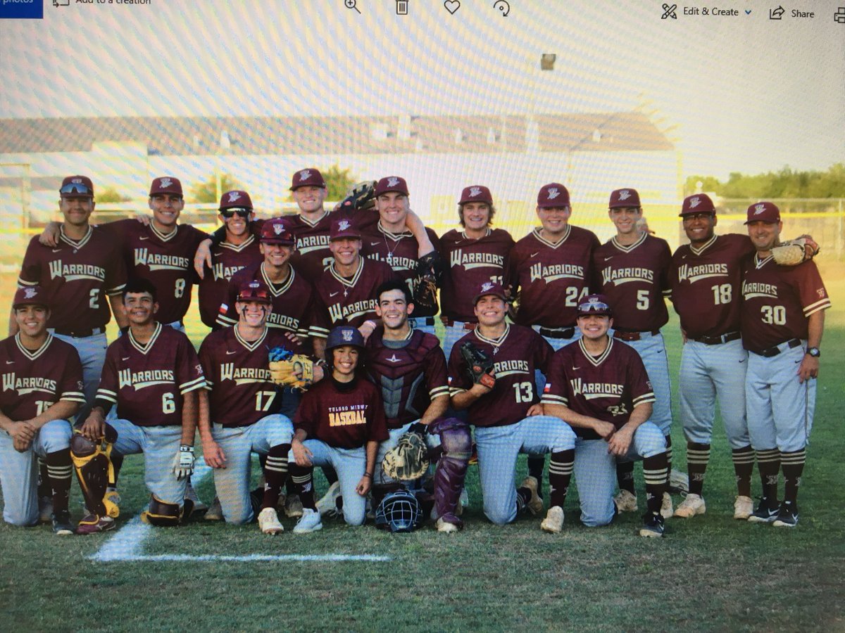 ⁦<a href="/TMWarriorBSBL/">WarriorBaseball_TM</a>⁩ Throwback pic popped up on my phone today. What a Motley Crew this group of Warriors was. Great team right here. First Warriors to beat the Wildcats in 26 years!