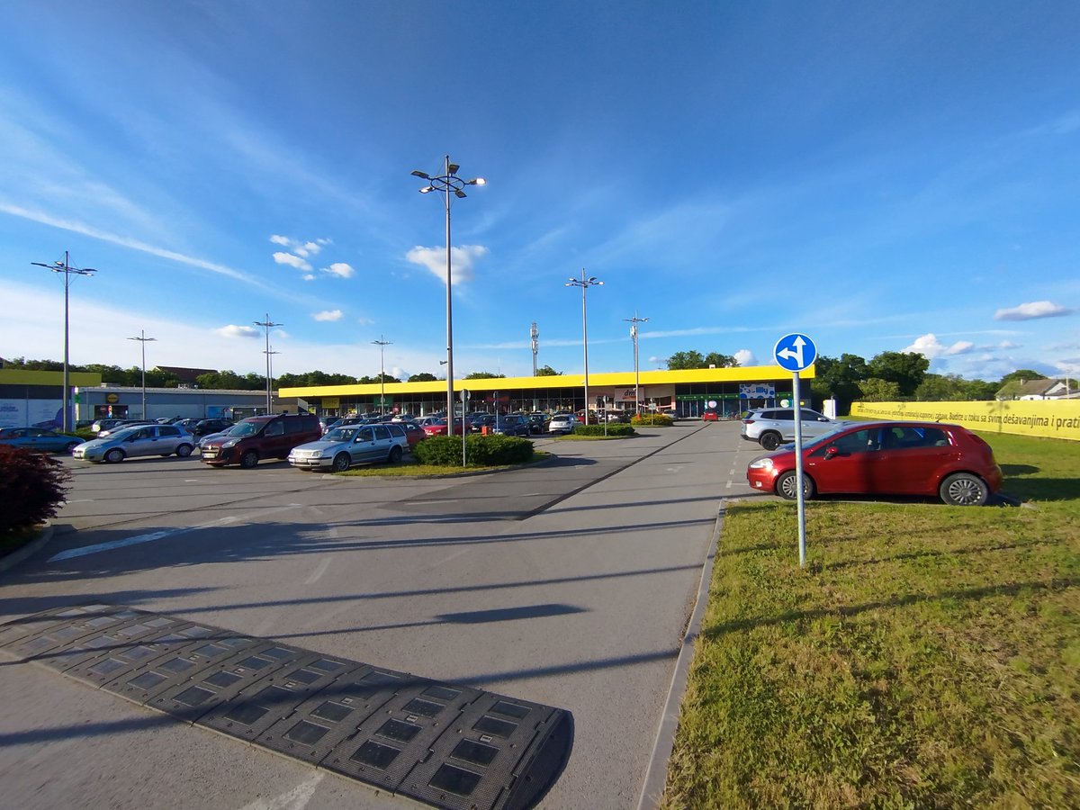 U Somboru danas svi polasci autobusa otkazani sem prigradskog saobraćaja, a parking pored stanice nikada puniji