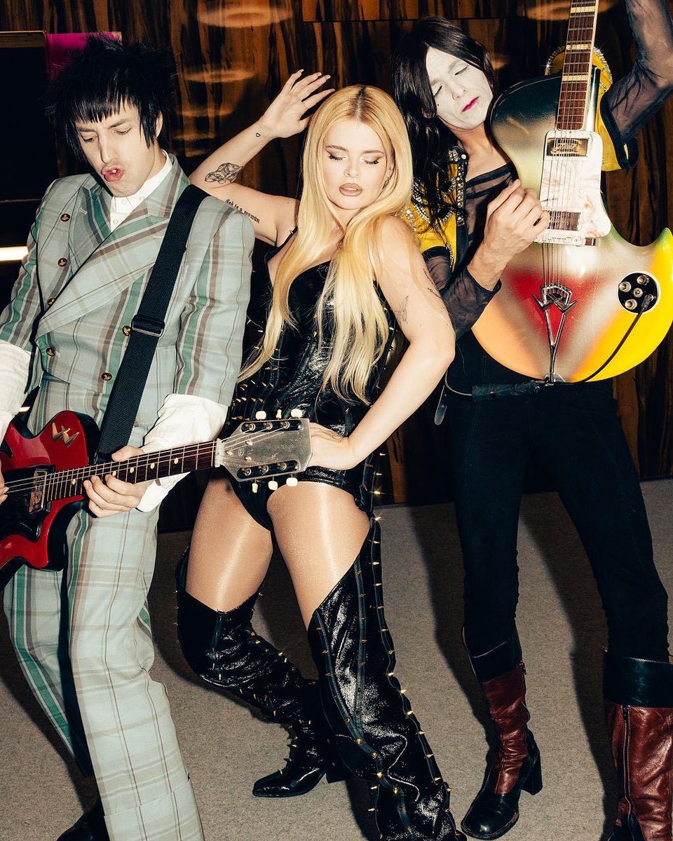 casualty ☁️ tweet media