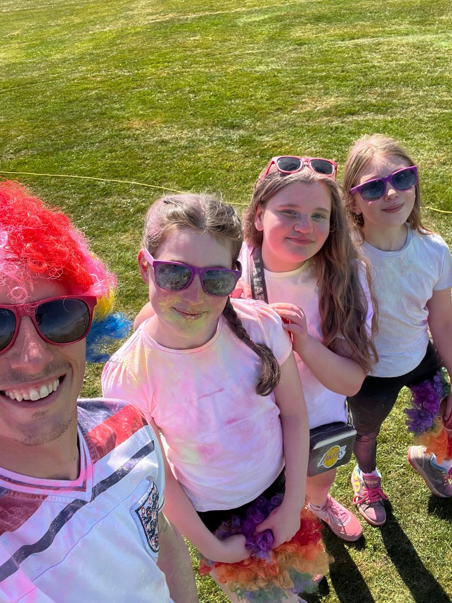 AnstonBrook's tweet image. Year 6 Colour Run fun! What an amazing way to end this week! @WhiteWoodsPAT1