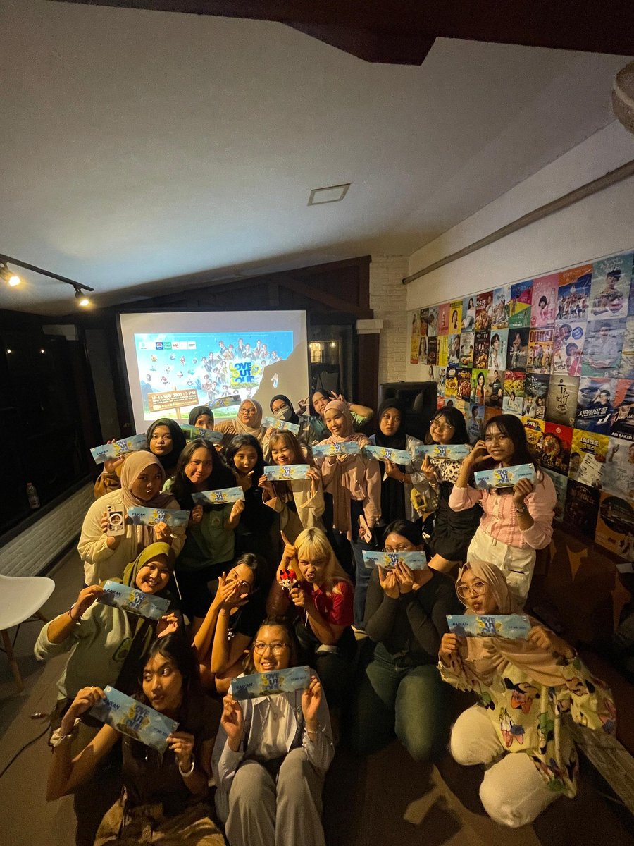 ✨Nobar LOL fanfest 2025 ✨
Love Out Loud : LOVEMOSPHERE

sabtu 17.5.2025

Terimakasih semua yang sudah meluangkan waktunya untuk datang 💗

Terus pantengin sosmed <a href="/raikanmalang/">Raikan Malang</a> agar kalian ga ketinggalan info menarik 🤗

#LOLFanFest2025D1
#raikantopenimalang
