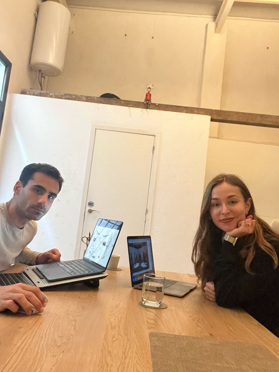 Lezar House tweet media