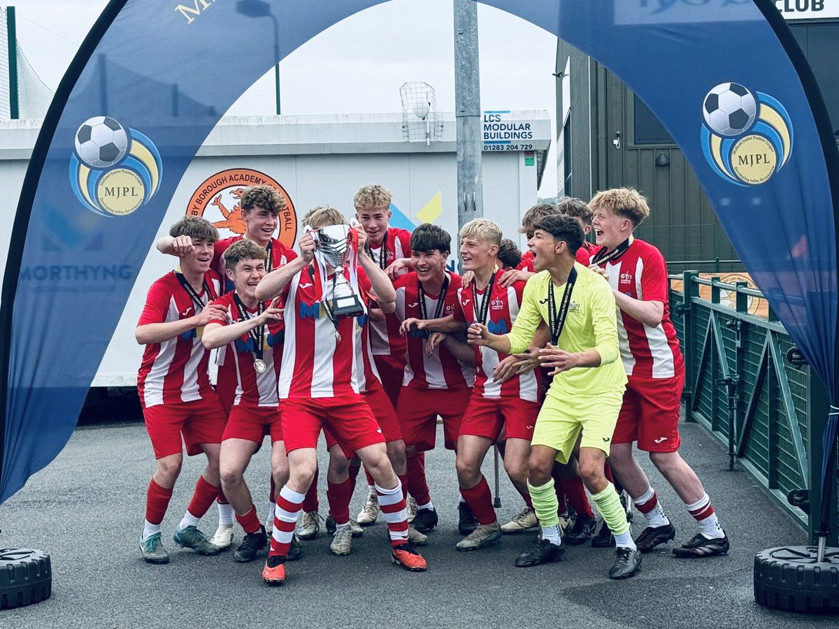 Roundall's tweet image. Immense performance from @Sports_ESFC U16s to win their Cup Final today
#mjpl
#campeones