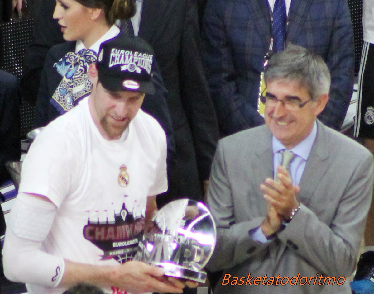 BasketatodoRitm's tweet photo. El MVP de la Final Four de hace 10 años: @SoyElChapu . Qué grande!👏👏🙌🙌 https://t.co/lqQKVgwX2j