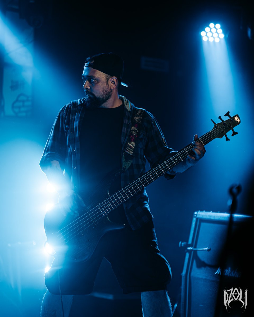sledgedown's tweet photo. 🇵🇱🔥CZESKI FEST 2.5.🔥🇨🇿

📍   #overtheunderpub
📸 Dzoli (Oliwia Piwko)

#sledgedownofficial #heavymetal #groovemetal #deathmetal #solarguitars #ibanezbass #paistecymbals #metalvocalist #dreadhead #livemusic #gig #Poland #Bydgoszcz #eurotrip #czechband https://t.co/3L5nrAfoJj