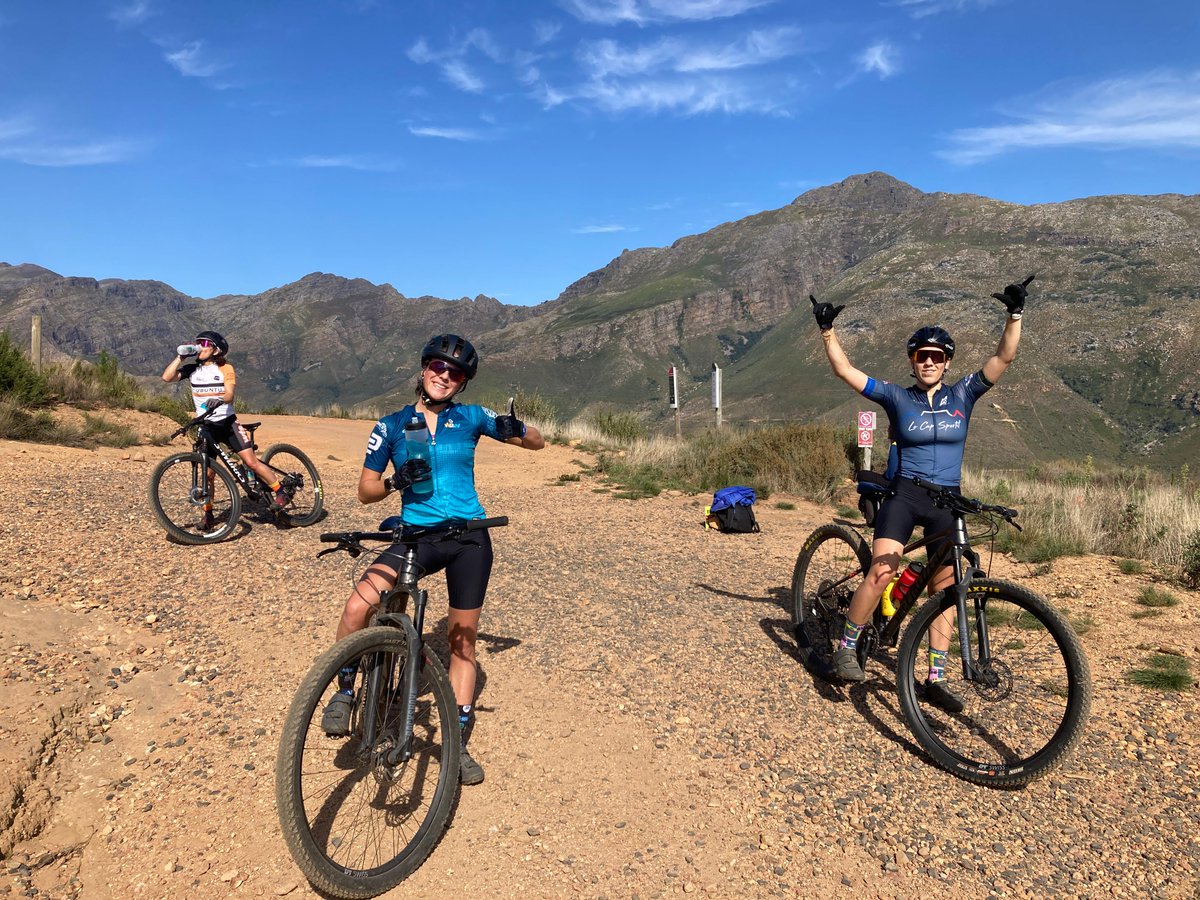 jbwiroth's tweet photo. Challenge 30 jours de sport ... J17 déja !
MTB Family ride à Jonkershoek, le temple du VTT en Afrique du Sud 🇿🇦😍
https://t.co/KeDRwllsbi
#investirsursoi et #investir tout court avec @Tino_Bourse https://t.co/nU286IMW80