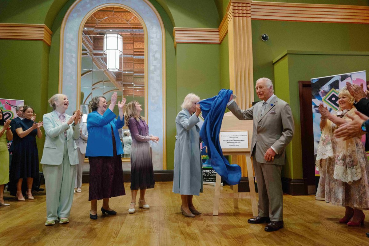 Leeds City Forum 𝕏 (@leedsforum) on Twitter photo #BradfordLive HM King Charles and HM Queen Camilla <a href="/RoyalFamily/">The Royal Family</a> recently visited Bradford’s newest entertainment venue, <a href="/Bradford_Live/">Bradford Live</a>, to meet performers and creatives involved in @Bradford2025 leedsstar.app/t/bradford-liv… #LeedsForum #LeedsStarApp #Leeds #BradfordLive HM King Charles and HM Queen Camilla <a href="/RoyalFamily/">The Royal Family</a> recently visited Bradford’s newest entertainment venue, <a href="/Bradford_Live/">Bradford Live</a>, to meet performers and creatives involved in @Bradford2025 leedsstar.app/t/bradford-liv… #LeedsForum #LeedsStarApp #Leeds