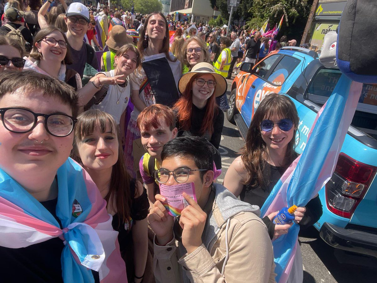 HideAndSeekExe's tweet image. Pride and Seek!! 🏳️‍🌈🏳️‍⚧️

A huge thank you to everyone who joined us at Pride this year, we had a great time marching and hope you did too!! Always remember you are valued and loved ❤️

@ExeterPride
#pride #exeterpride #transrights #protecttranskids #lgbtqia