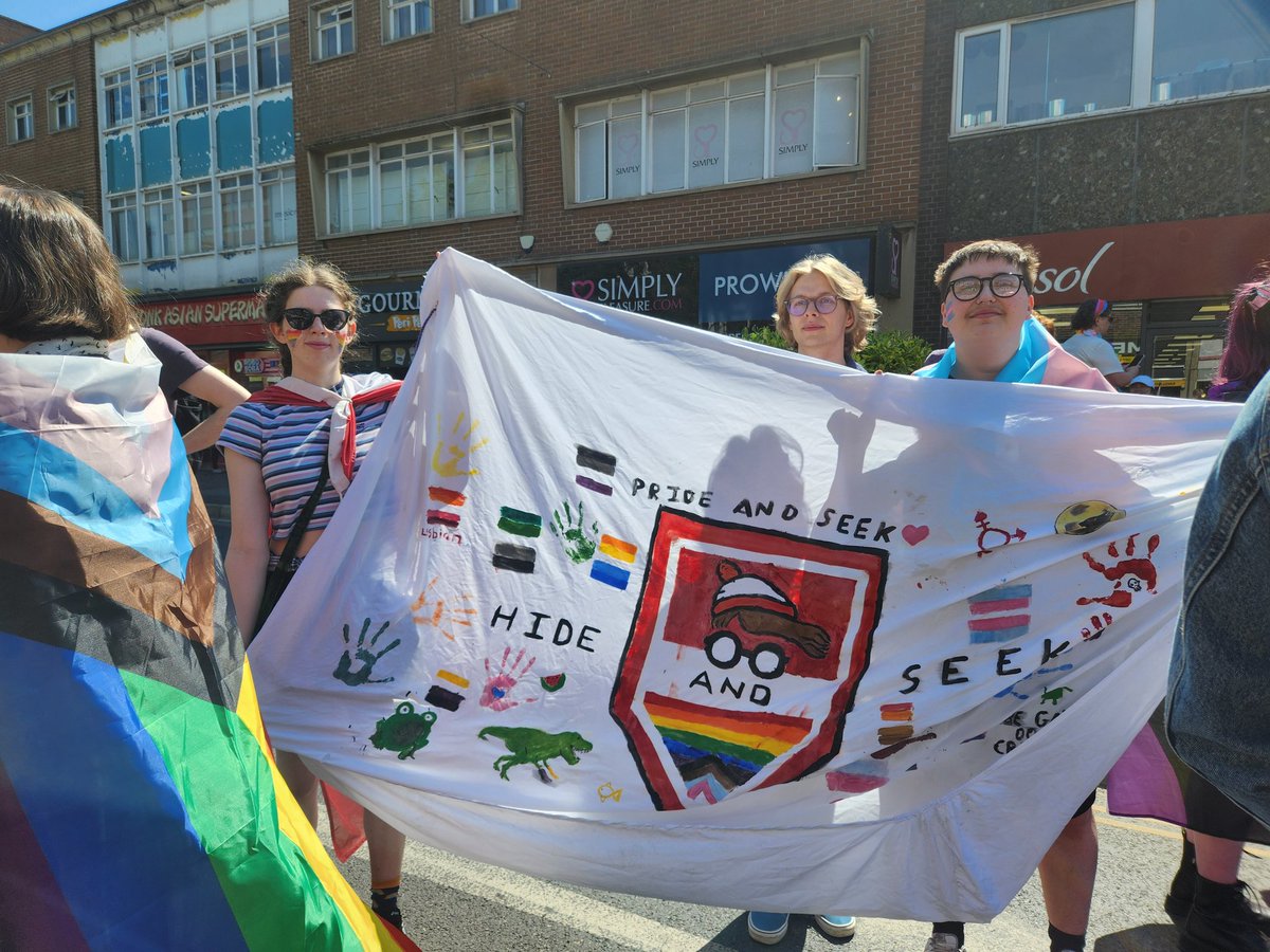 HideAndSeekExe's tweet image. Pride and Seek!! 🏳️‍🌈🏳️‍⚧️

A huge thank you to everyone who joined us at Pride this year, we had a great time marching and hope you did too!! Always remember you are valued and loved ❤️

@ExeterPride
#pride #exeterpride #transrights #protecttranskids #lgbtqia