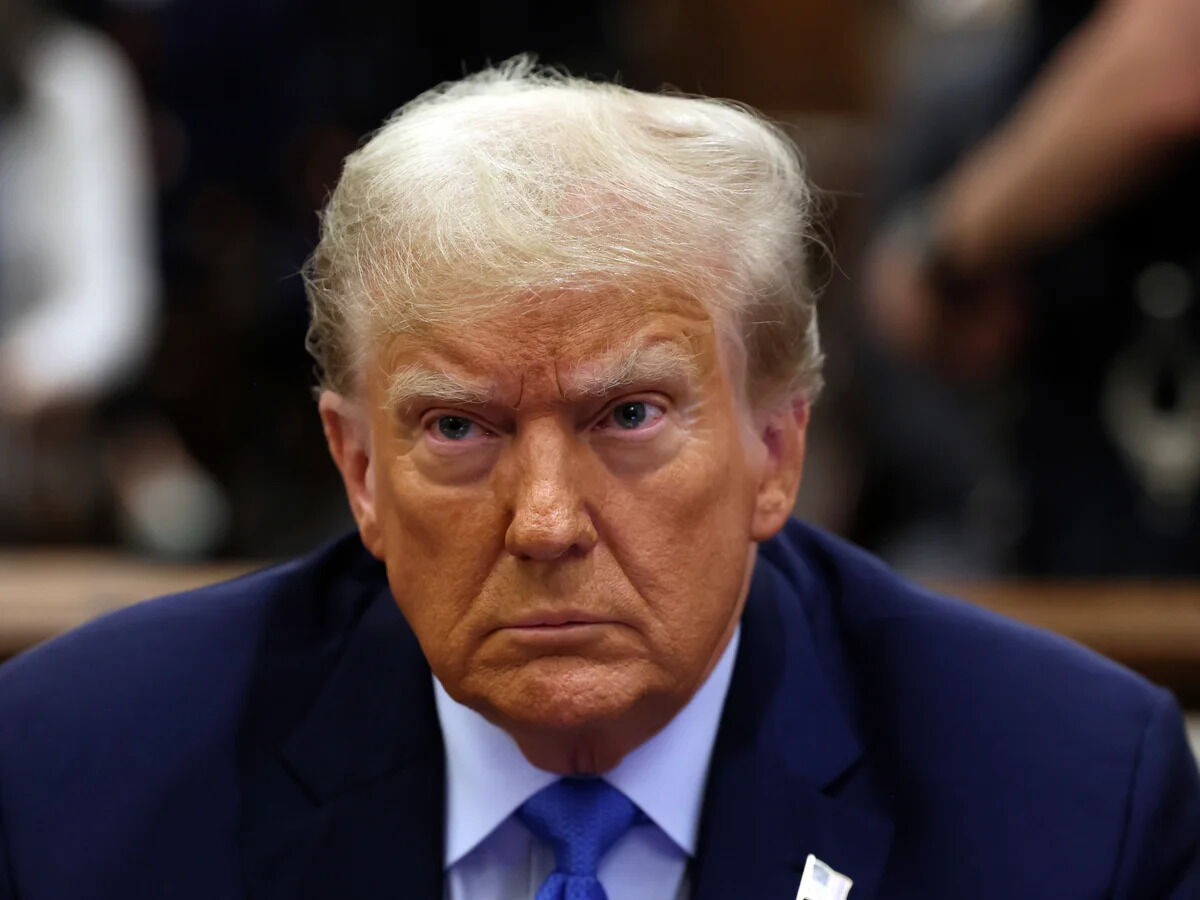 🚨 BREAKING: Trump attacca Powell della Fed: "Leggendario per essere stato troppo in ritardo", chiede tagli ai tassi immediati.
