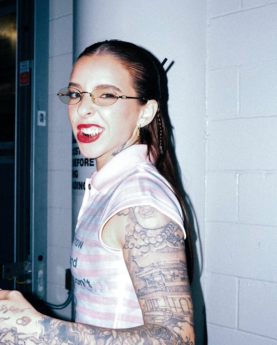 i’m so hungry, i could eat a puerto rican mami like you