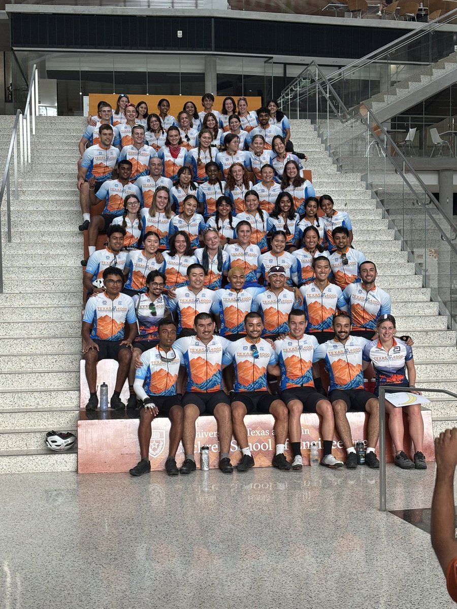 chris_kratovil's tweet image. Hey @_delconte it’s not a UT varsity sport, but it is a Texas athletic tradition worthy of recognition. This morning was Launch Day on the 40 Acres for the 21st Austin-to-Anchorage bike ride by UT students, the Texas 4000 for Cancer. It’s the longest charity bike ride in the…