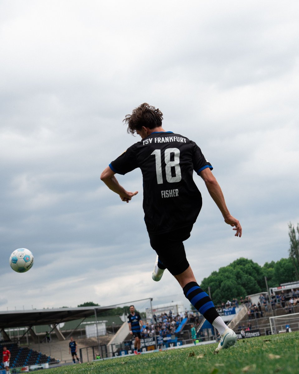 fsv_frankfurt's tweet photo. Saison mit einem Höhepunkt beendet ✅
Danke an alle die uns über die ganze Saison begleitet haben! 🫶
#FSVFrankfurt #WIRsindFSV #FSVGSV https://t.co/K61cUJpzoe