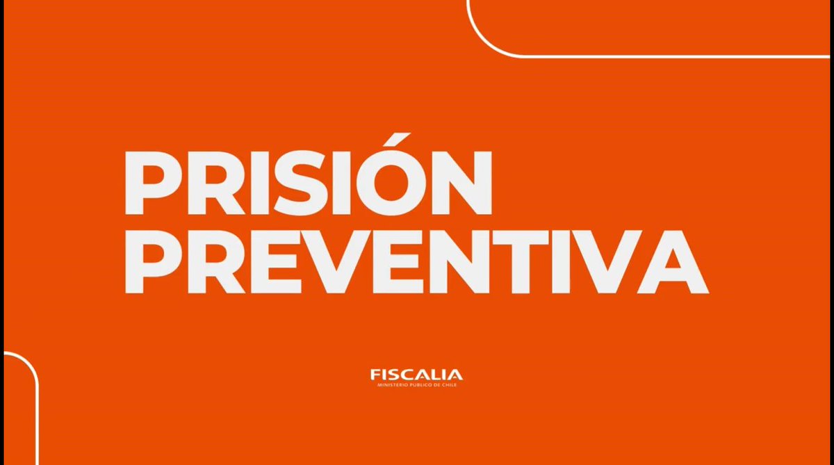 FiscaliaBioBio's tweet image. 🔴AHORA se dictó prisión preventiva para el chofer de la línea Vía Futuro que fue formalizado por la Fiscalía por manejar bajo los efectos de drogas, causando muertes y lesiones en Chiguayante. Tiene condena por tráfico de drogas y estaba con cumplimiento alternativo de la pena.