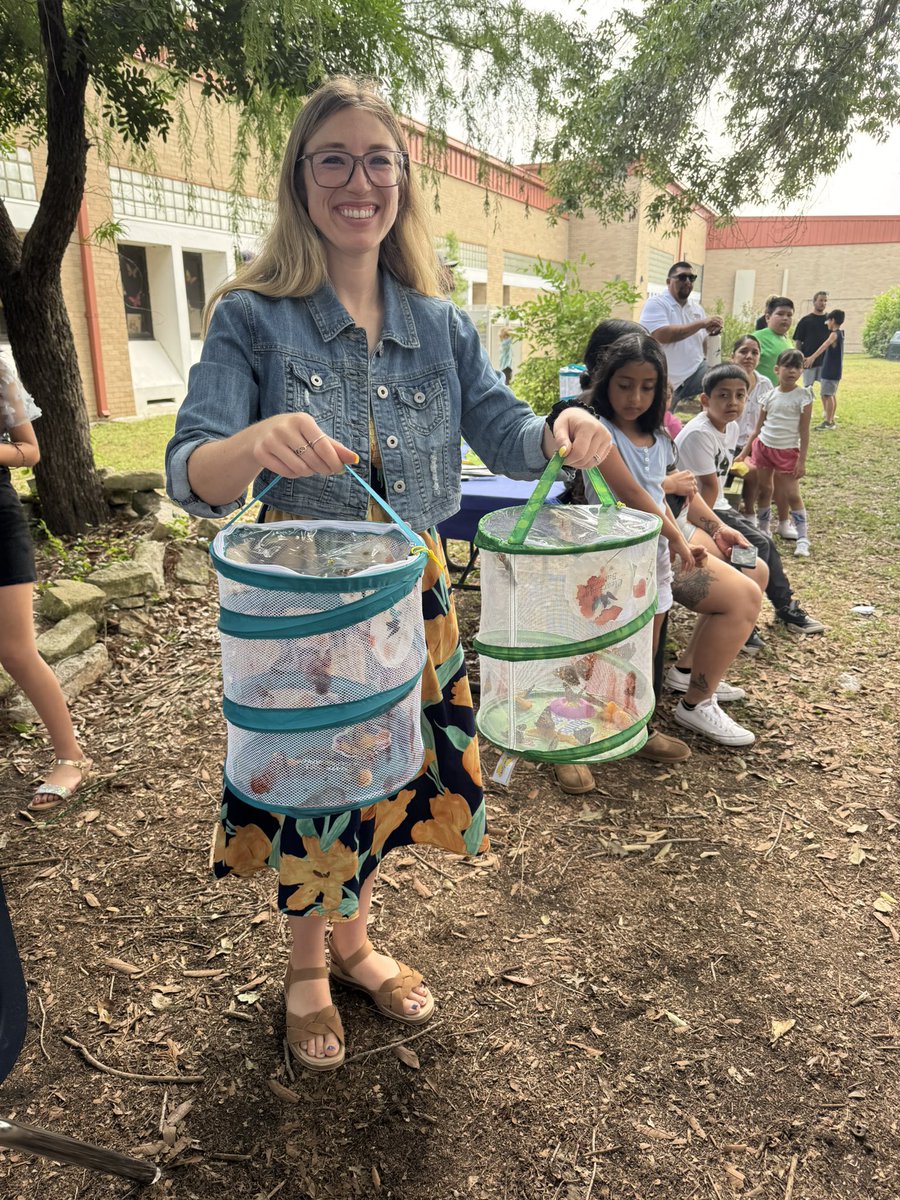 plumcreekelem's tweet image. Butterfly release was a huge success! Our 4th graders have been learning about the life cycle of butterfly and saw the process come to life today 🐛 🦋 thank you to our amazing 4th grade team for organizing this event! #GoingForGold #PCEPROUD