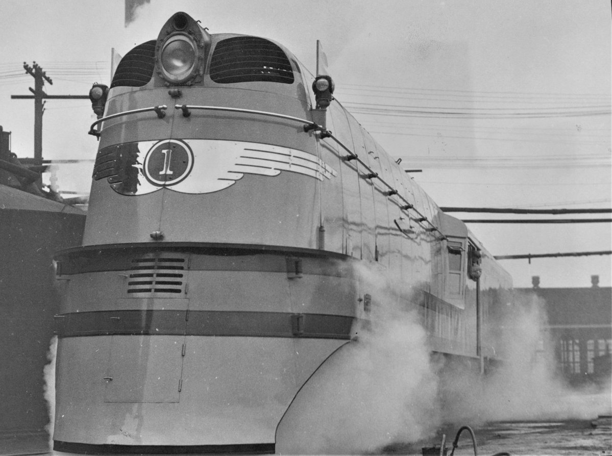 vincempls's tweet image. On This Day 1935: The all-new "Twin Cities Hiawatha" is on display at the Milwaukee Road railway station in downtown Minneapolis before daily service begins on May 29. The streamlined Class A steam locomotives ran the fastest scheduled route in the world at 6.25 hrs between St…