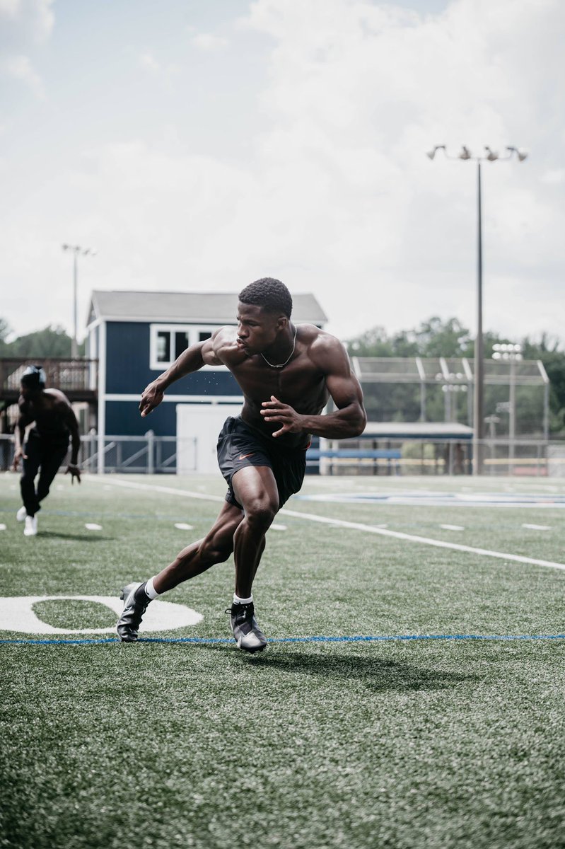 kenzlenzz's tweet photo. GrindHard Sports Training https://t.co/EYF8SDneIn
