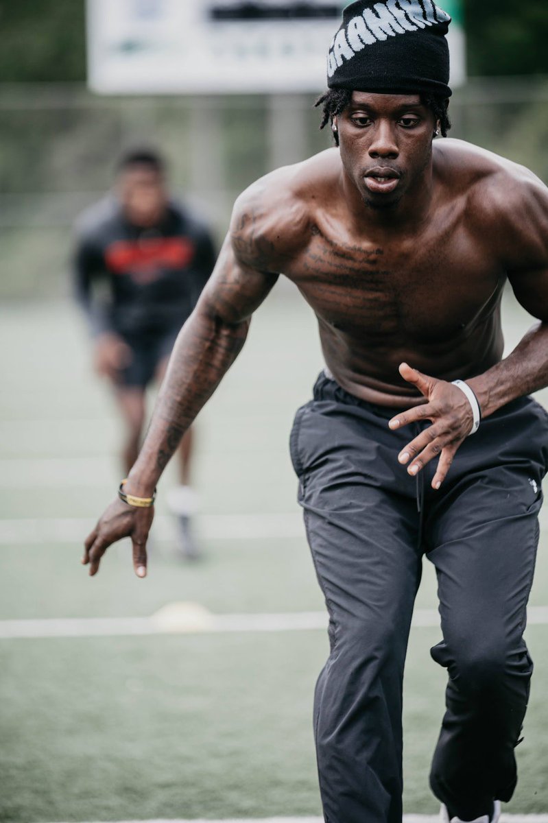 kenzlenzz's tweet photo. GrindHard Sports Training https://t.co/EYF8SDneIn