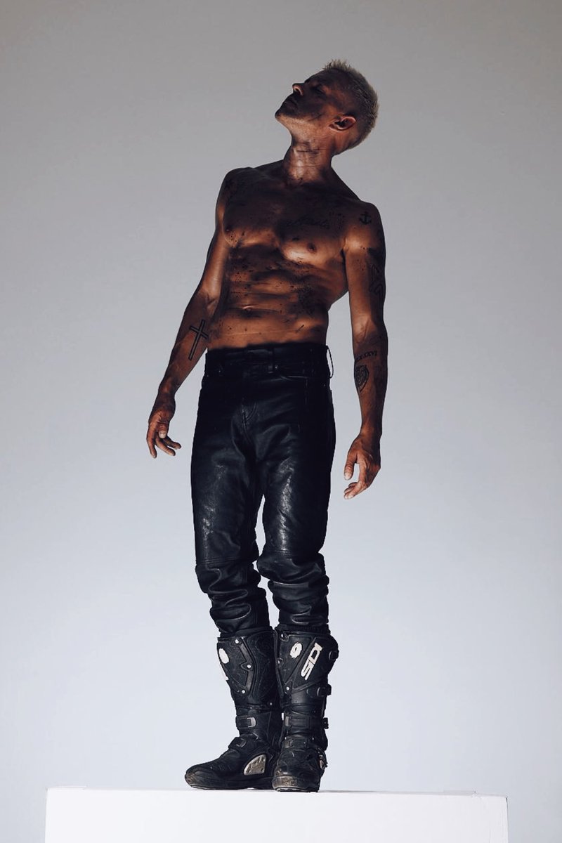 Bigger than this ⚡️ 6 months since the album dropped. Still can’t believe the love. 💔➡️❤️
You are meant for something bigger than this.”
Thank you for listening, for feeling it with me.