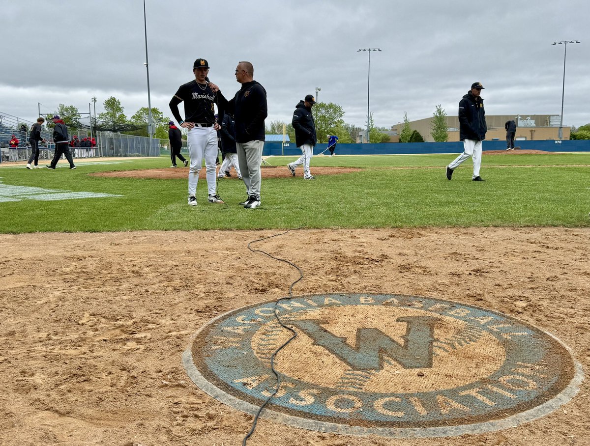 pacecarr's tweet image. Throw a hoodie on and come join me at #BaseballDayMN25 in Waconia. Four great games today; next one at 1. Even Santa made it out.
Interview photo: G1 MVP @MarsolekOwen of Duluth Marshall.