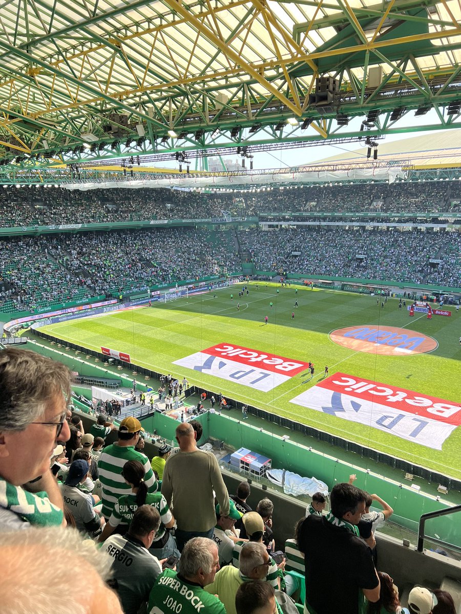 JRTravassos's tweet photo. @SportingCP não me f#das! 
Hoje é para ser Bi-Campeão! 🏆 https://t.co/svCeqKOMBN
