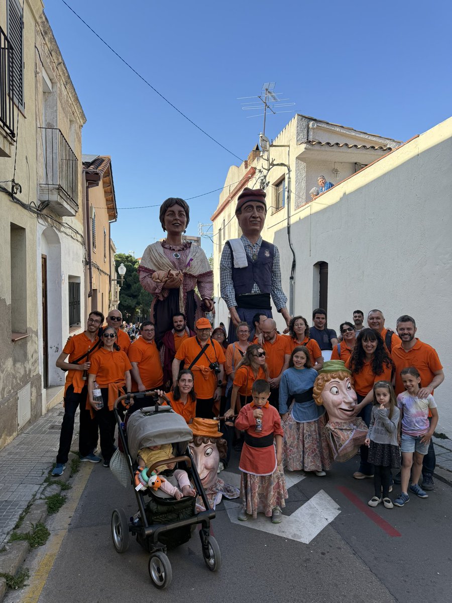 Festa Major de Sant Boi de Llobregat…. Més de 20 colles geganteres… I entre elles, la nostra…