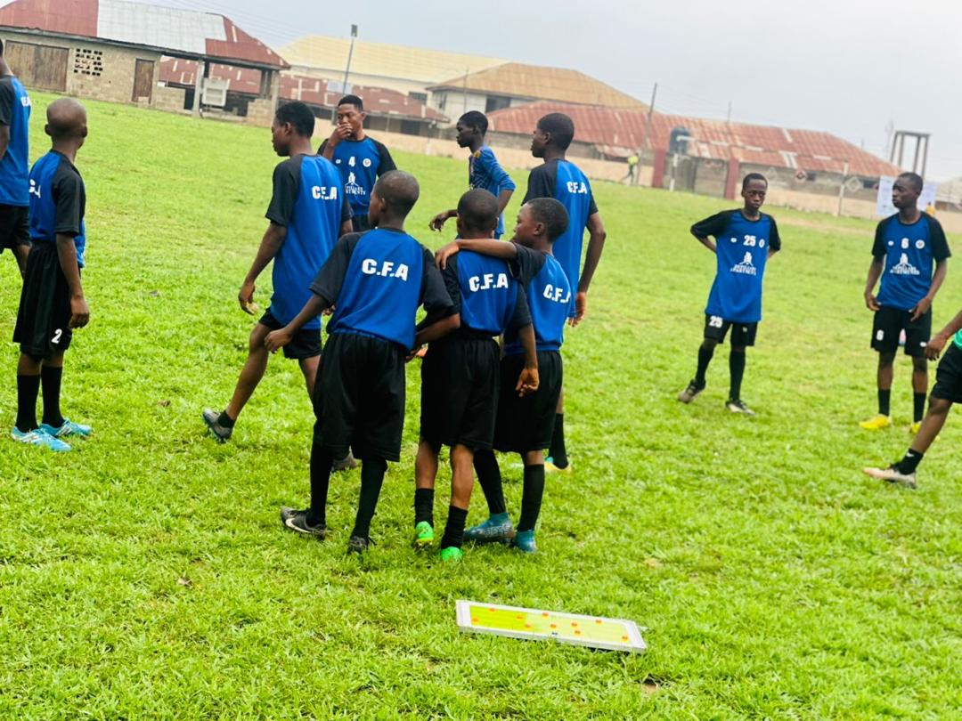 vamosCFA's tweet photo. Full-time at the Soccer Temple: our fearless U-13s crush LAUTECH 5-0 in a behind-closed-doors friendly! 🚀⚽
Taiwo dazzled with a clinical brace, and the whole squad put on a masterclass in teamwork. 💪🔵
#CastleFootballAcademy 
#houseoftikitawa 
#footballacademy 
#FutureStars https://t.co/3XbW6LoYys