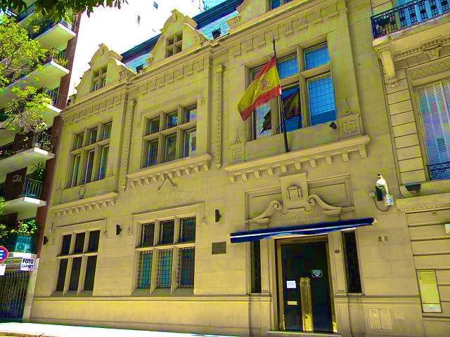 En el Día Internacional contra la LGTBIfobia, el Consulado General de España en Buenos Aires reafirma su compromiso con la defensa de los derechos LGTBI+ y la igualdad, libertad y dignidad de todas las personas.