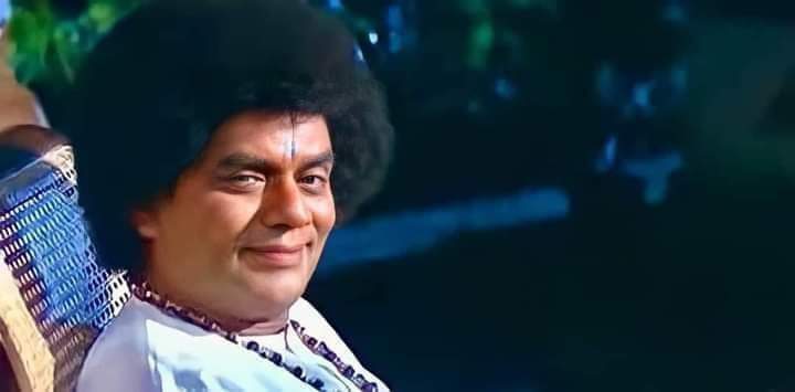 ✅വേടൻ ഗസയ്ക്ക് വേണ്ടി പാടി

❌പക്ഷേ അഭിമന്യുവിനെ പറ്റി പാടില്ല

✅ചൈനയിൽ ഖുർആൻ കത്തിക്കുന്നതിനെ പറ്റി പാടി

❌പക്ഷേ മധു കൊല്ലപ്പെട്ടതിനെ പറ്റി പാടില്ല

✅പാണനല്ല പുലയനല്ല എന്ന് പാടി

❌കാഫിറല്ല,ഹറാമിയല്ലെന്ന് പാടില്ല

അത് തന്നെയാണ് വേടനെയവർ പൊക്കിക്കൊണ്ട് നടക്കുന്നതിൻ്റെ കാരണവും