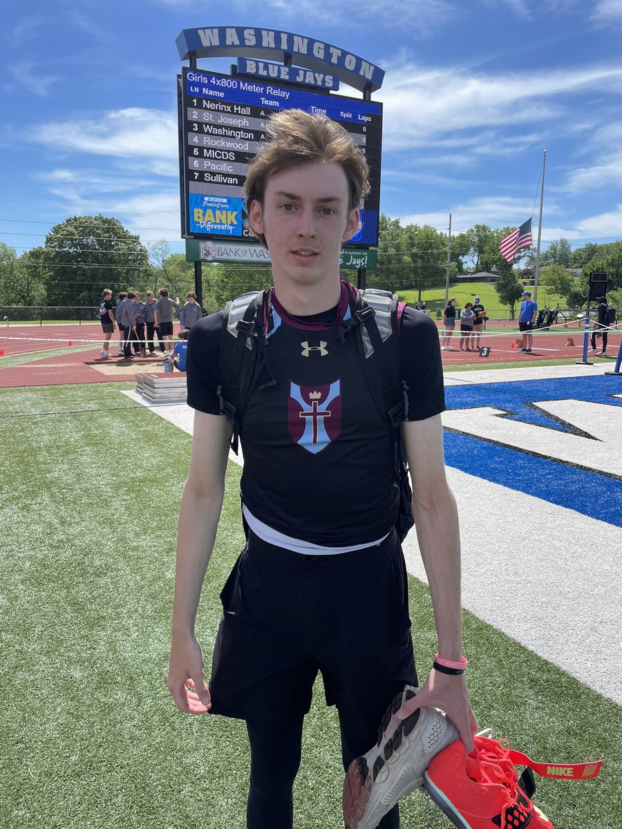 De Smet Track and XC (@desmettrackxc) on Twitter photo Braden Butler wins the High Jump at Districts (1.90m) ! <a href="/Bradenballer11/">Braden Butler</a> <a href="/DeSmetJesuitHS/">De Smet Jesuit High School</a> Braden Butler wins the High Jump at Districts (1.90m) ! <a href="/Bradenballer11/">Braden Butler</a> <a href="/DeSmetJesuitHS/">De Smet Jesuit High School</a>