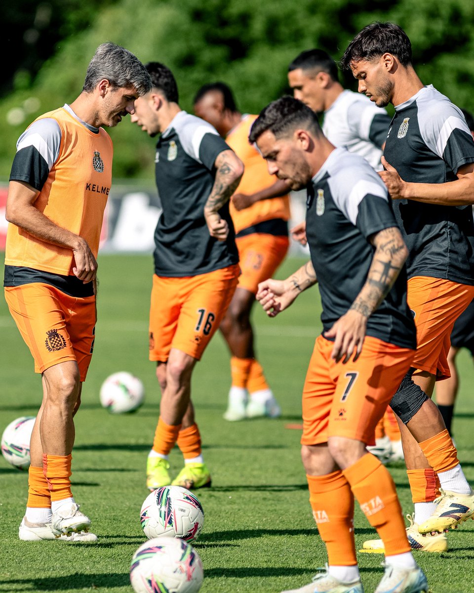 boavistaoficial's tweet photo. Deixar tudo em campo 💪
#FeitosDeXadrez #FCABFC https://t.co/kk5oImlXVO