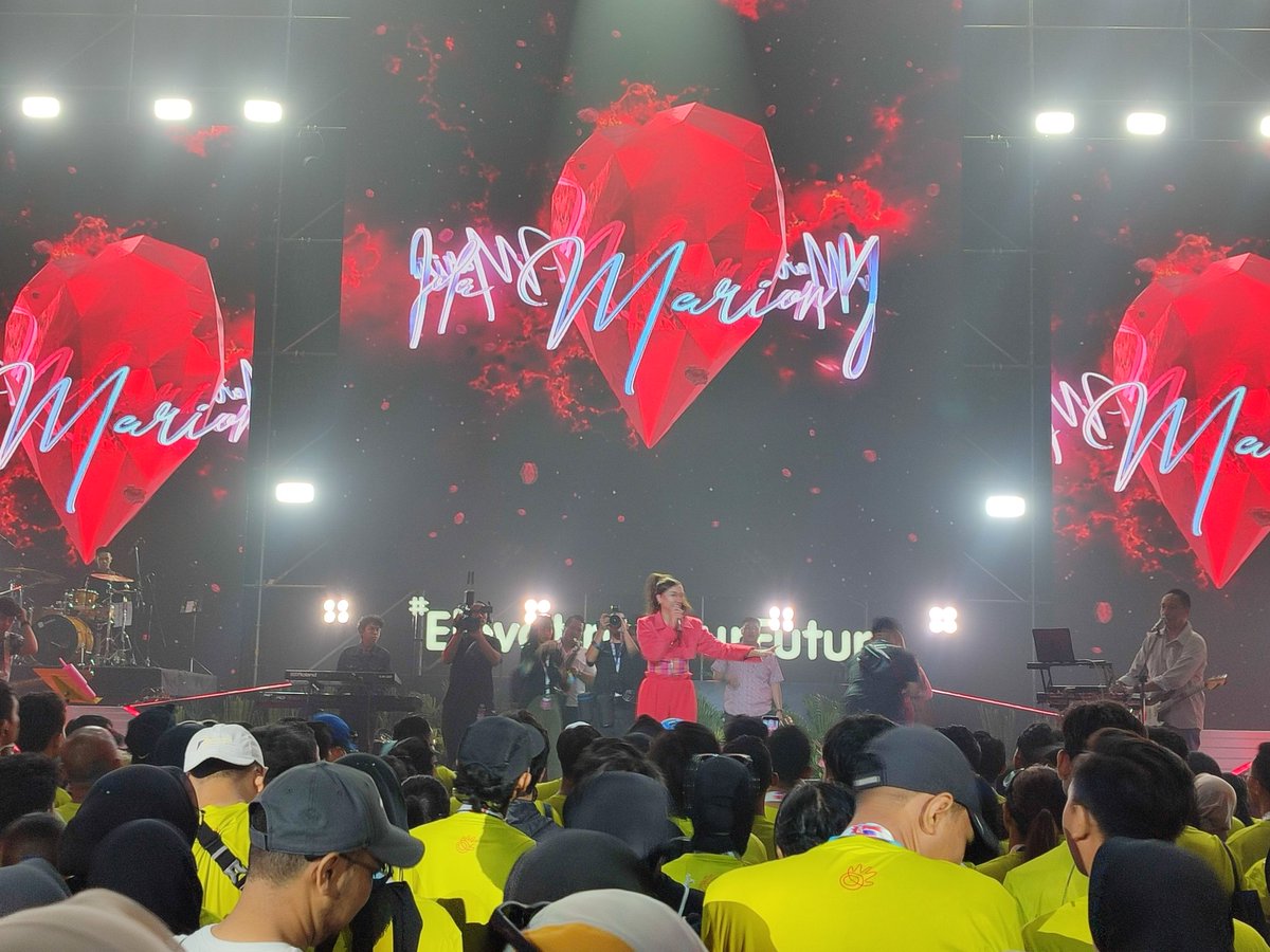 Monovalen_'s tweet photo. @TelkomSolution @projectpop @officialJKT48 Ini dia keseruan konser musik di #Digiland tahun lalu. Gak sabar sama #DigilandRun2025 , pasti bakal lebih pecah lagi nantinya. 🤩 https://t.co/2Yw1cK5BgT