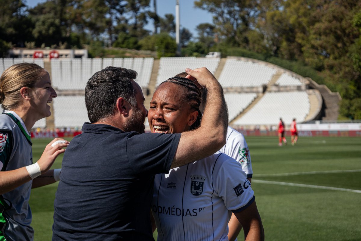 CabineSport's tweet photo. Torreense empatou aos 90 mais 5' e marcou o golo da vitória contra o Benfica aos 120', para conquistar a Taça de Portugal Feminina 🏆 https://t.co/SjLOEiRg2b