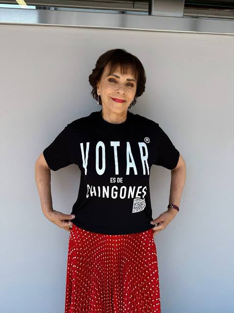 GustavoRocMtz's tweet image. #ULTIMAHORA 
Pobre @ChapoyPati  el dientes de burro la trae de su taruga. Aaajajajajajajajajajaj 
#EleccionesPoderJudicial