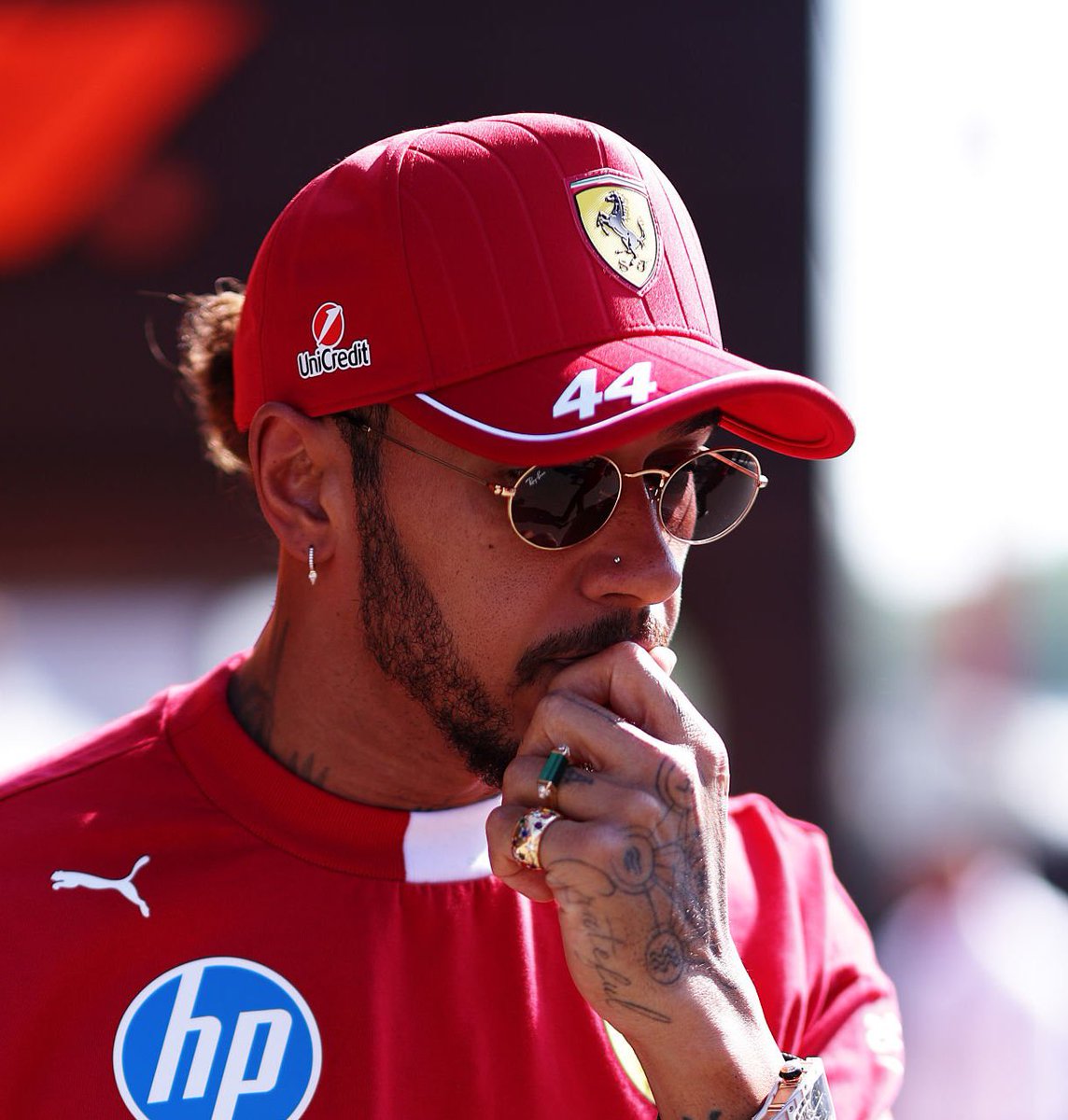 FerrariF1FRA's tweet image. 🔴 Lewis Hamilton (Ferrari) : "Je suis dévasté de voir les mécaniciens travailler durement dans le box sans les récompenser. C'est ma première course en Italie avec Ferrari et je suis déçu de ne pas avoir pu entrer en Q3. J'ai le sentiment que nous avons fait beaucoup de progrès…