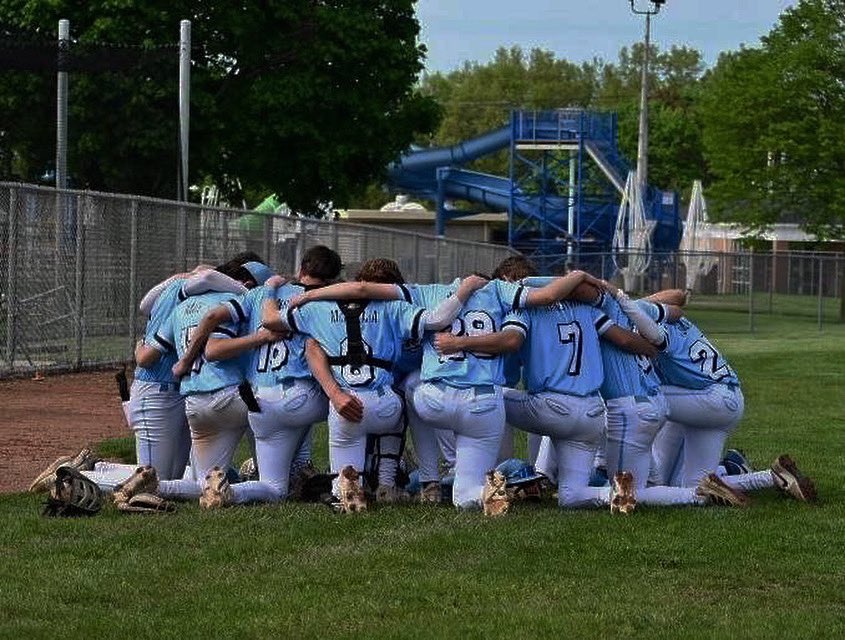 BOYS PLAY ❌ORTH TO❌IGHT AT THE CAPTI❌S STADIUM!!! 

🔵🔵WEAR BLUE🔵🔵

BE THERE AT 7
TICKETS AT GATE