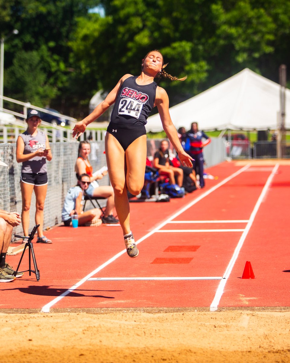 SEMOXCTF's tweet photo. Women's Long Jump Results
🥉Anna Thomason - 19' 2.75" - PR🎂
5th Molly Grohmann - 18' 6.75"
12th Kendall Holweg - 17' 7.50"
16th Krysta Miller - 16' 6.75"

#FeelinRowdy https://t.co/aeUW99J3M9