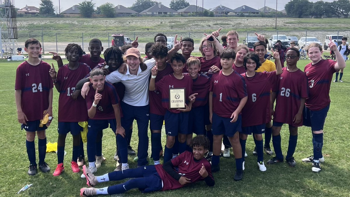 HHHS Knights Soccer tweet media