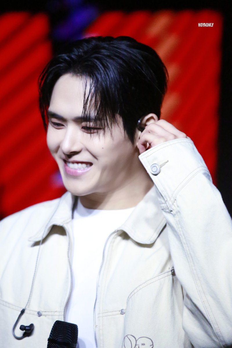 250510 이호원 팬미팅 Hommage
웃는 호원 🥹 우주최고

#호원 #호야 #HOYA #HOWON 
#イホウォン #이호원 #ホヤ