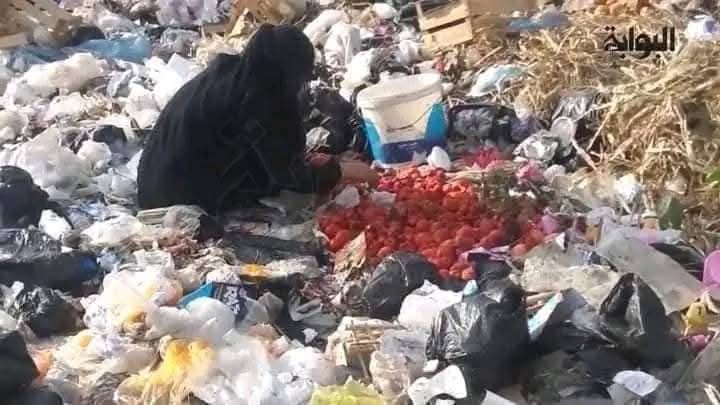 لا شيء يوحي اننا في بلاد المسلمين 
سوى صوت الاذان وصيام رمضان