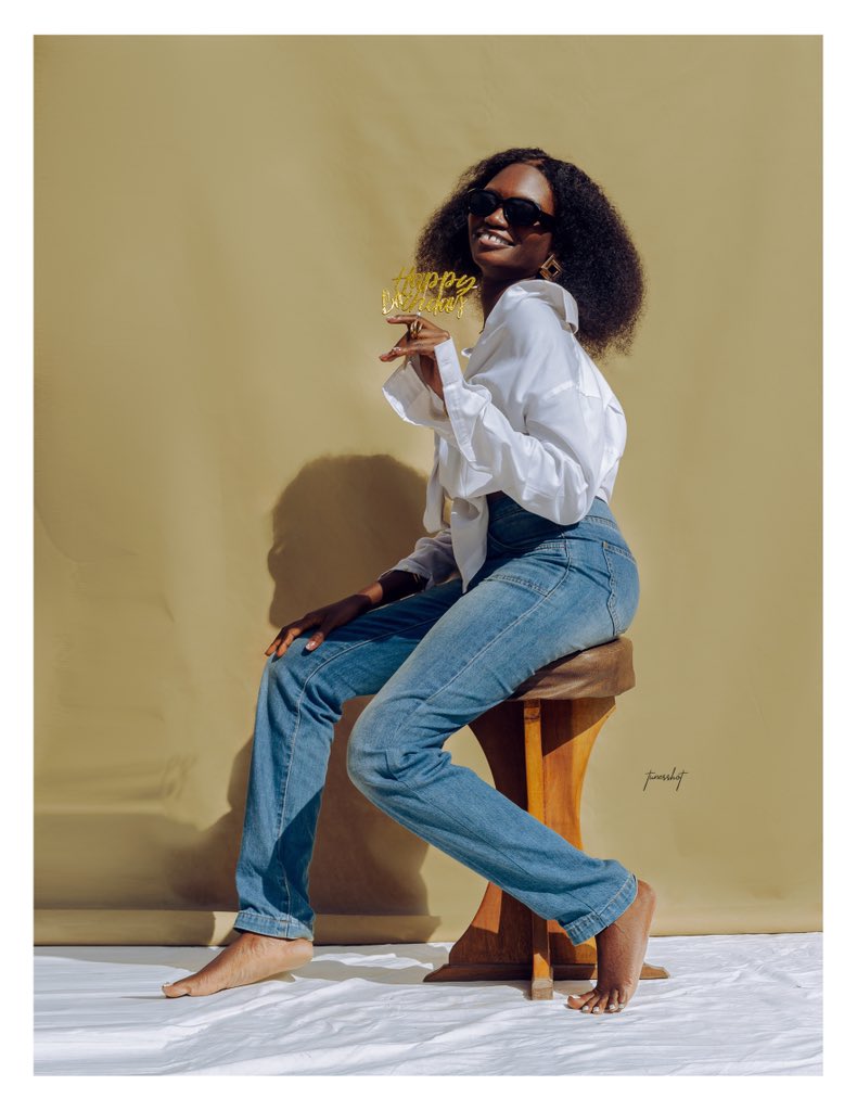 ArtGbadebo's tweet photo. I create this magic using natural light ❤️📸
@ArtGbadebo  shot it
Assistant photographer @Oni_Raphael0 https://t.co/4zsI9cxlrT