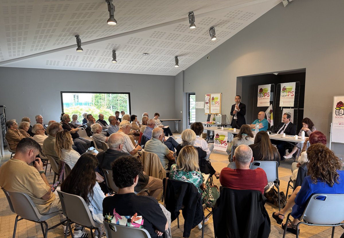 PJouvet's tweet photo. Cet après-midi, j’ai eu le plaisir de présenter le texte du @coeurdelagauche dans le Var !
Autour de @faureolivier, nous avons reconstruit le @partisocialiste, nous lui avons rendu une place centrale à gauche et demain, avec un programme de rupture de l’ordre établi, nous serons prêts pour les prochaines échéances, locales et nationales.